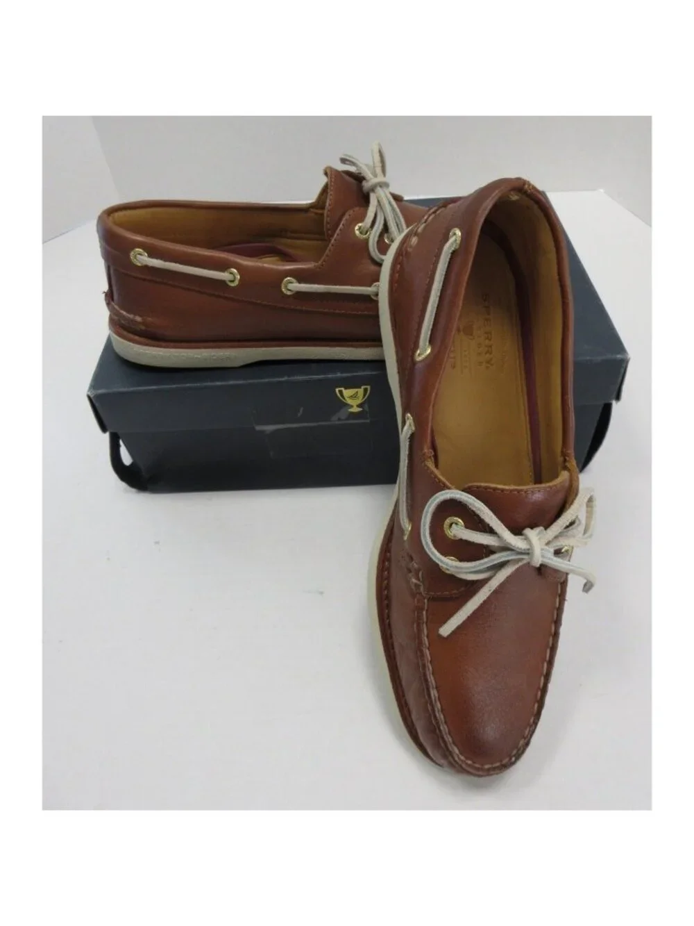 Sperry Top Sider Boat Shoes 11M Gold Cup A/O 2-Eye Leather Slip On NEW